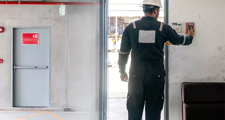 Emergency Fire Exit Door Repair in Carrollwood, FL