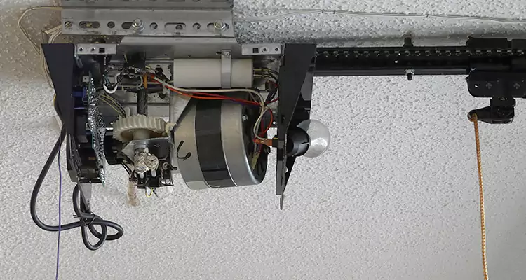 Emergency Garage Door Opener Repair in Carrollwood, FL