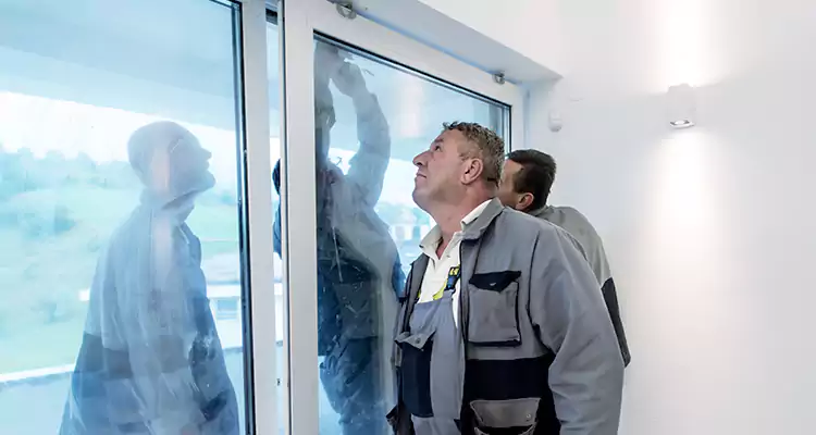 Retractable Screen Door Repair in Carrollwood, FL