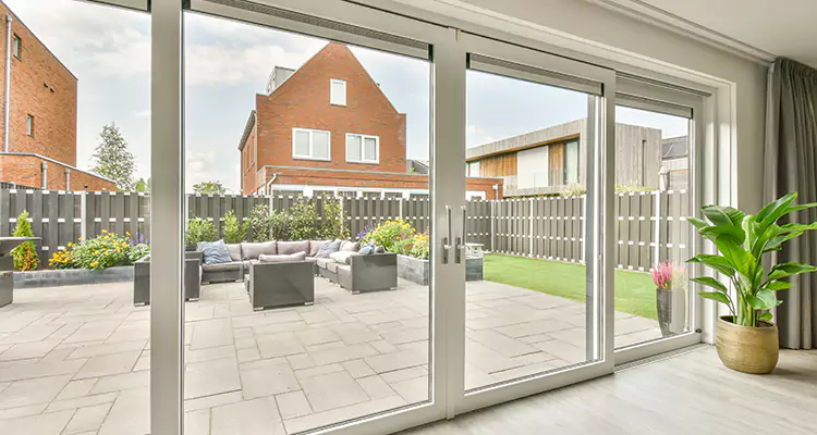 Best Sliding Screen Door Replacement Company in Carrollwood, FL