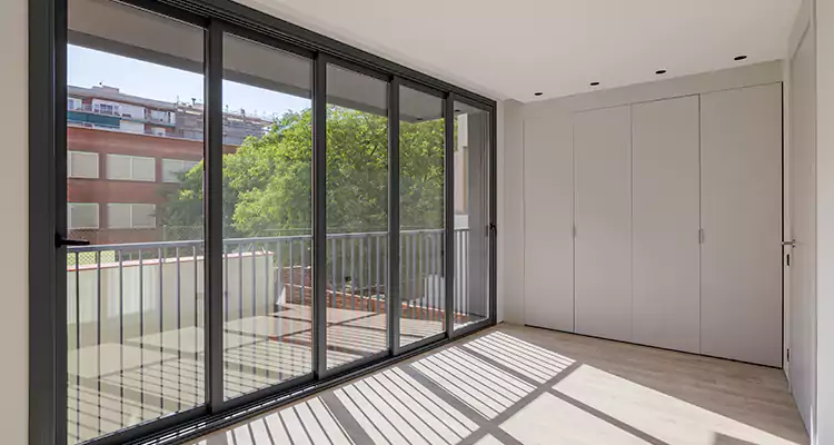 Balcony Sliding Glass Doors in Carrollwood, FL