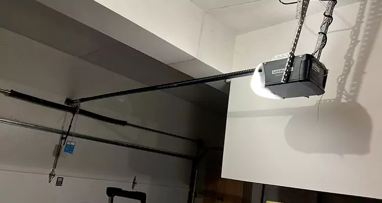 Linear Garage Door Opener Repair in Carrollwood, FL