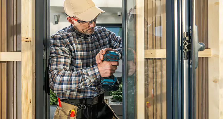 Top-Rated Patio Door Handle and Lock Repair Service for Homeowners in Carrollwood, FL