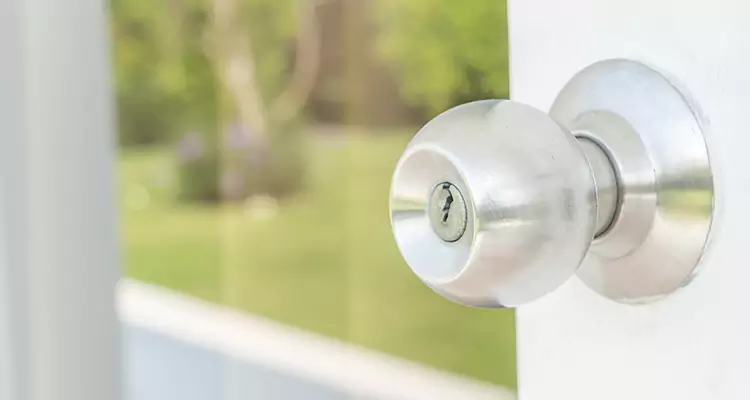 Patio Door Mechanism Jammed in Carrollwood, FL