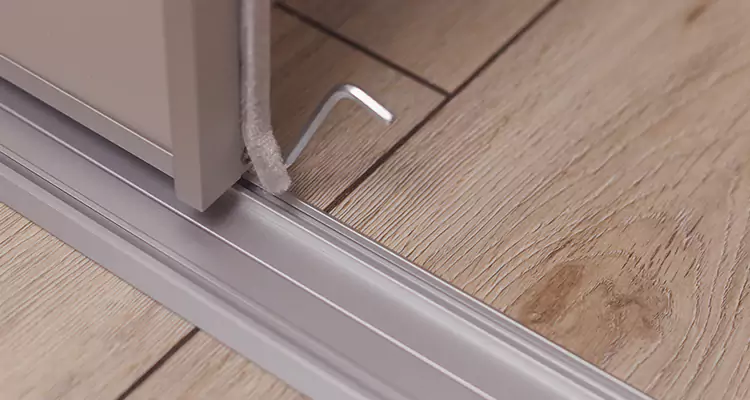 Squeaky Sliding Door Repair in Carrollwood, FL