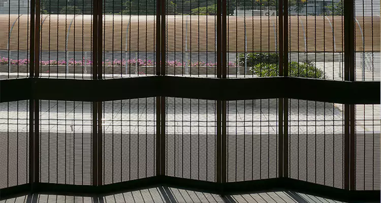 Front Screen Door Repair in Carrollwood, FL