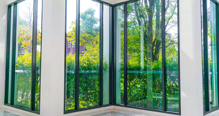 Folding Glass Balcony Door Repair in Carrollwood, FL