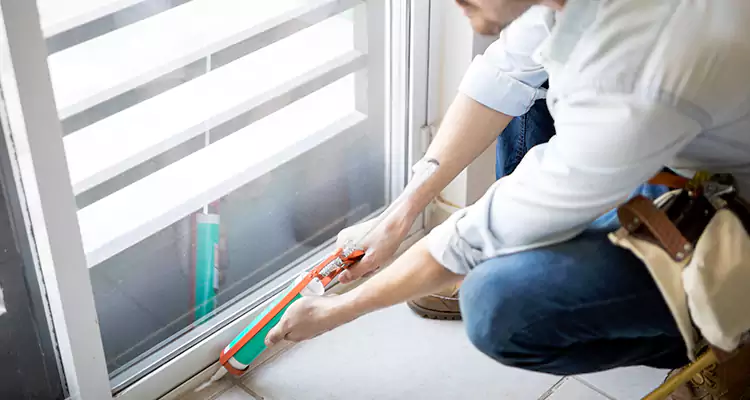 Dap Window Caulk Repair in Carrollwood, FL